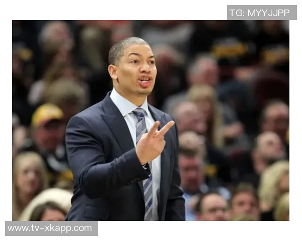 卢指导谈球队阵容深度经验丰富的老将助力球队发展 卢指导谈球队阵容深度经验丰富的老将助力球队发展