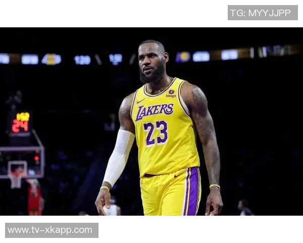 詹姆斯赛后反思球队表现强调失利只是暂时状态不必过度解读